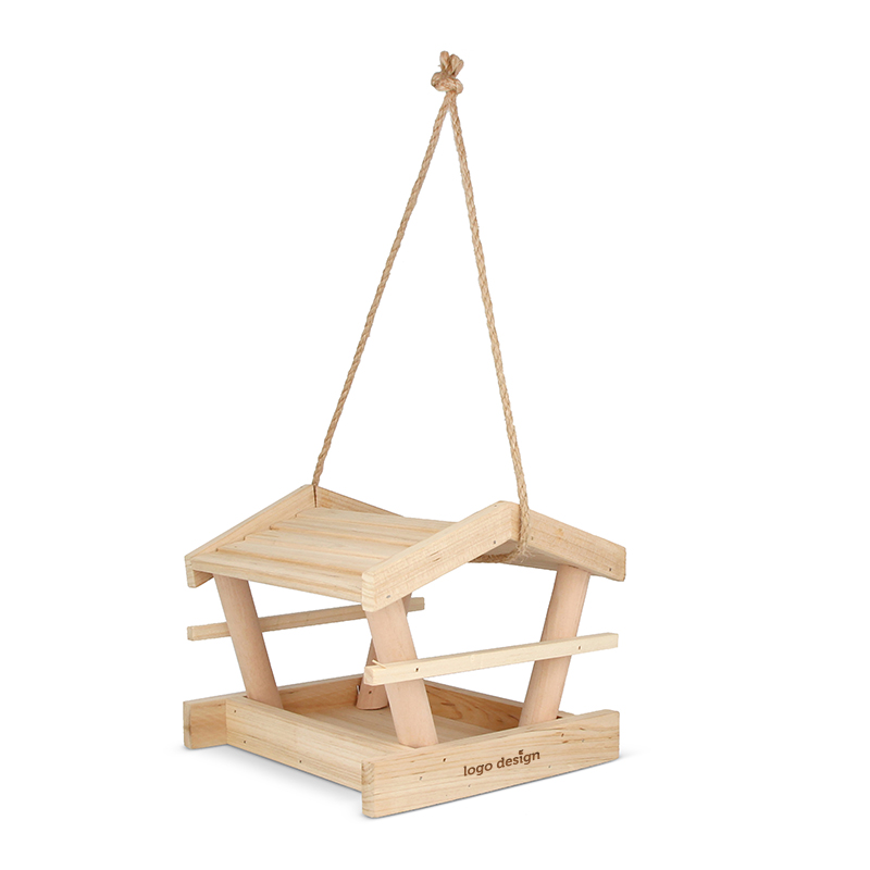 Wooden feeding house